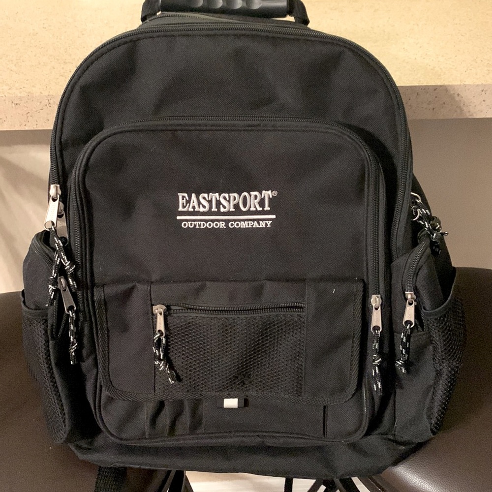 Eastsport backpack 🎒